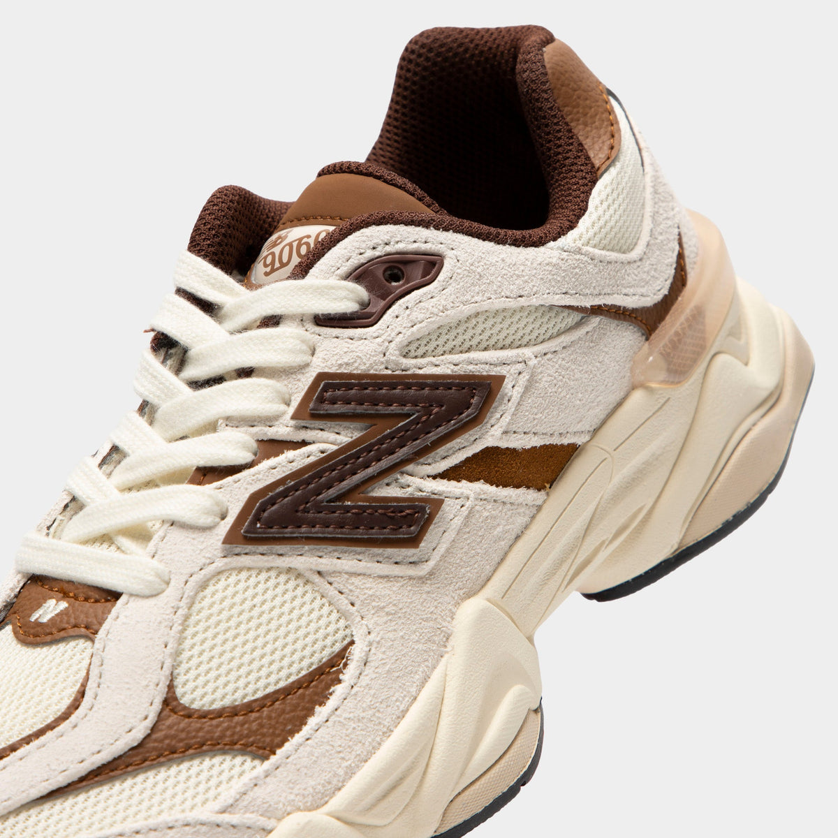 New Balance Kids' 9060 Sneakers - Breakfast Tea / Angora - Product view 3