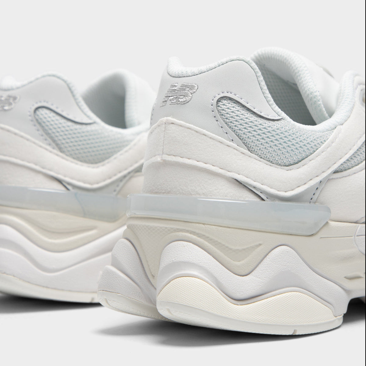 New Balance Kids' 9060 Sneakers - White / White - Product view 3