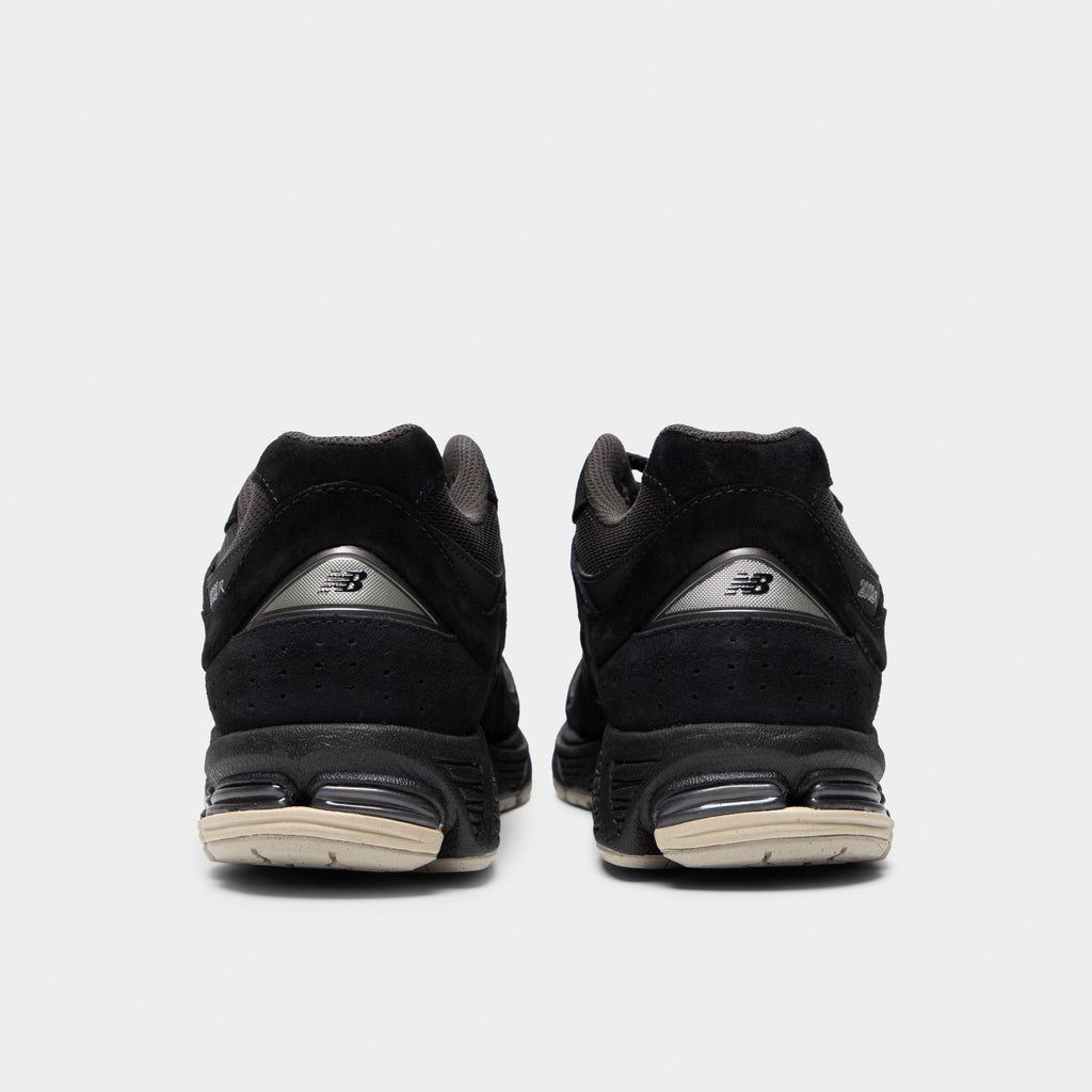 New Balance 2002 Sneakers - Black / Oat - Product view 4
