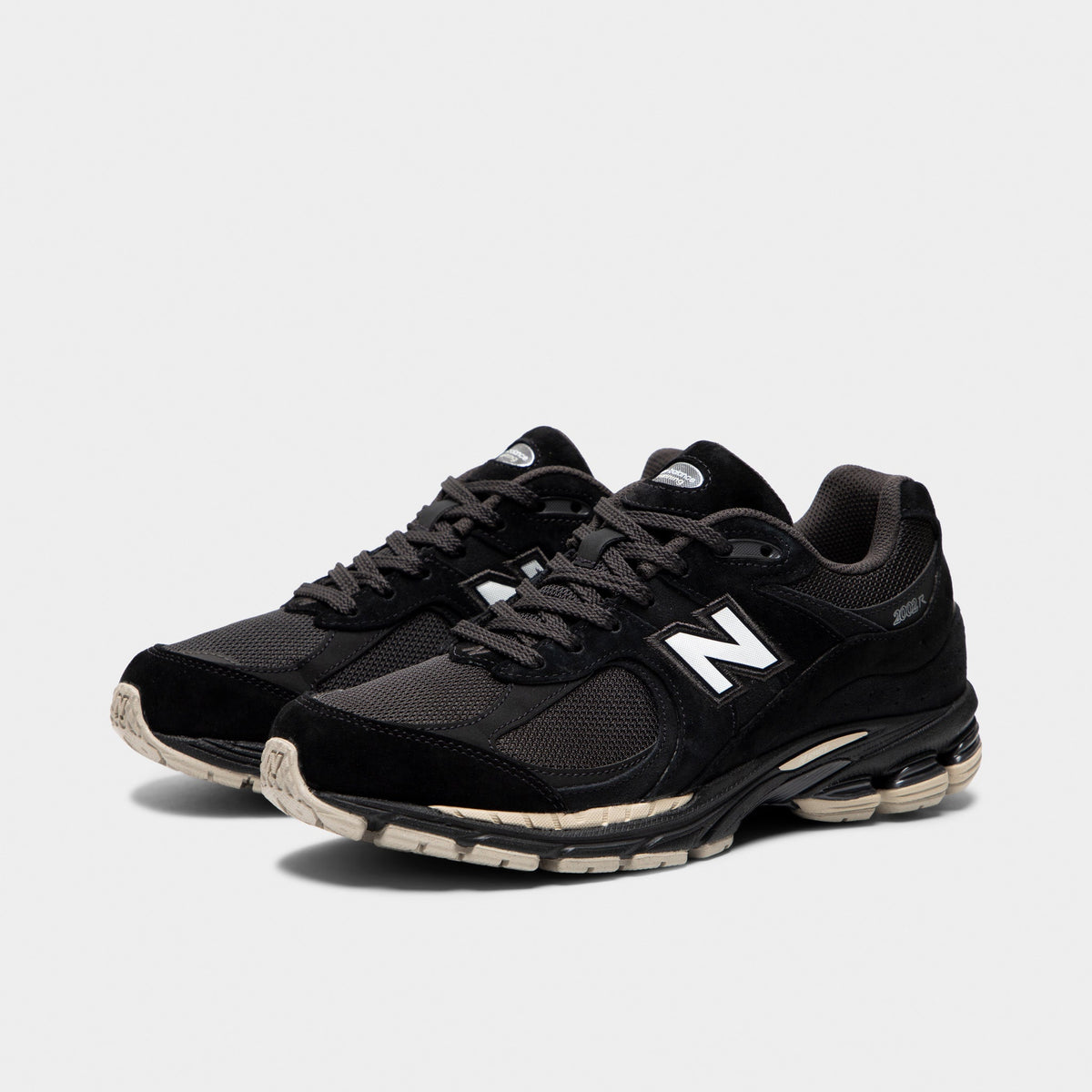 New Balance 2002 Sneakers - Black / Oat - Product view 2