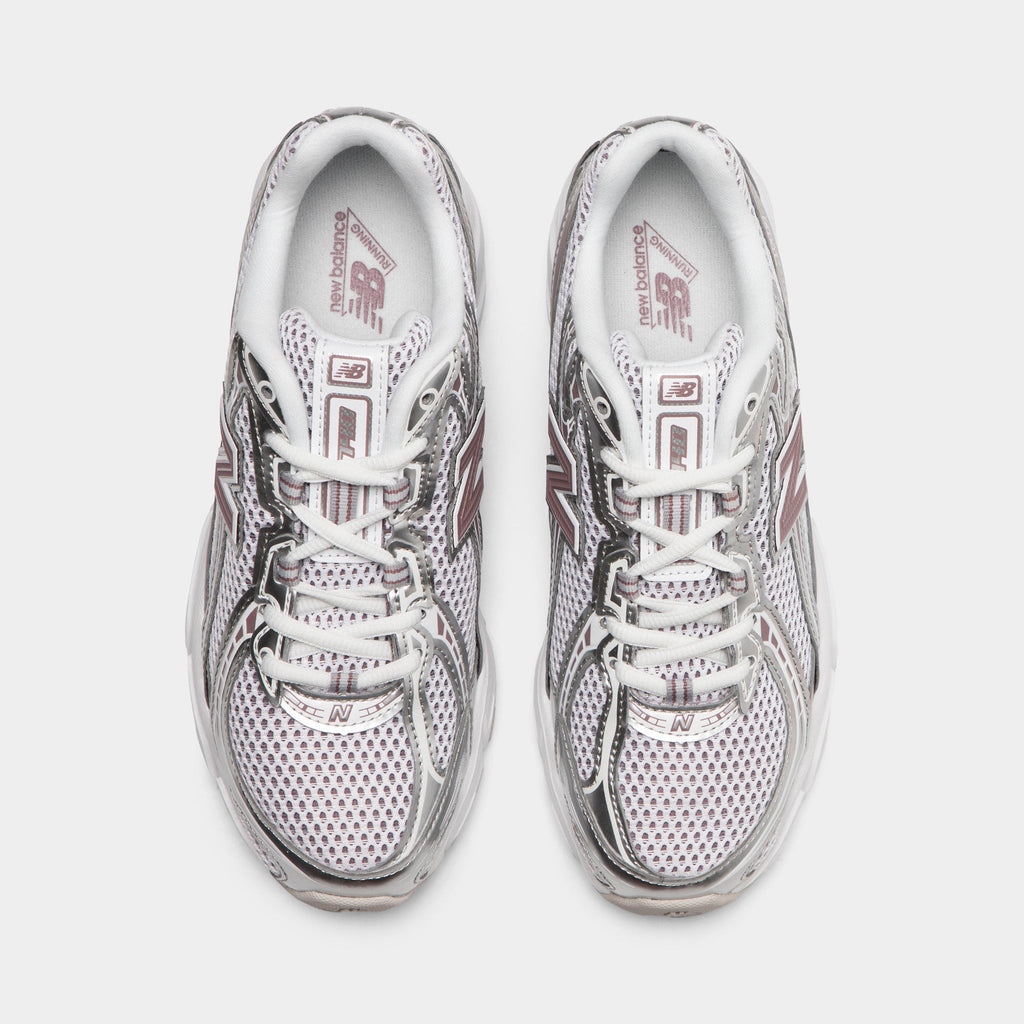 New Balance 740 Sneakers - Silver Metallic / Raincloud - Pebble - Product view 5
