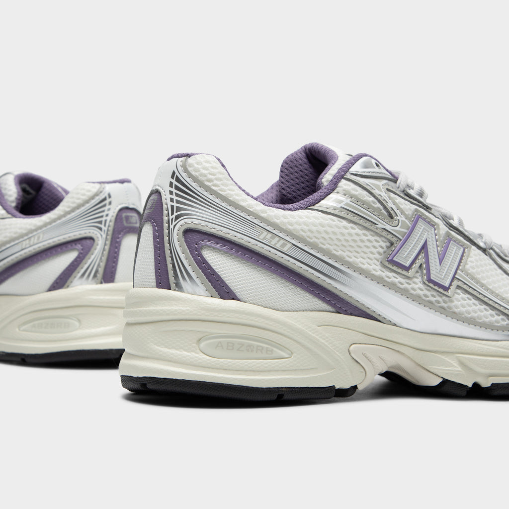 New Balance 740 Sneakers - Candied Violet / Angora - Product view 3