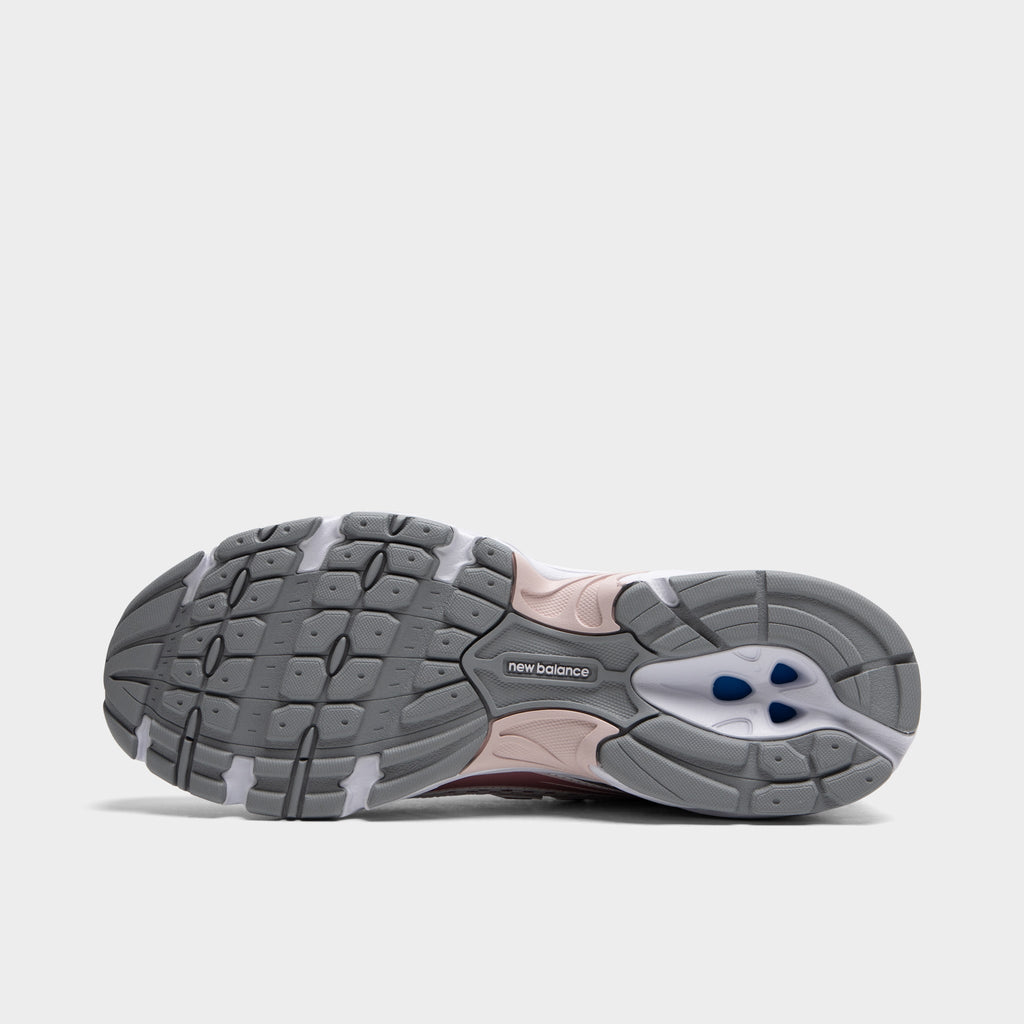 New Balance 740 Sneakers - Rosewood / White - Product view 6