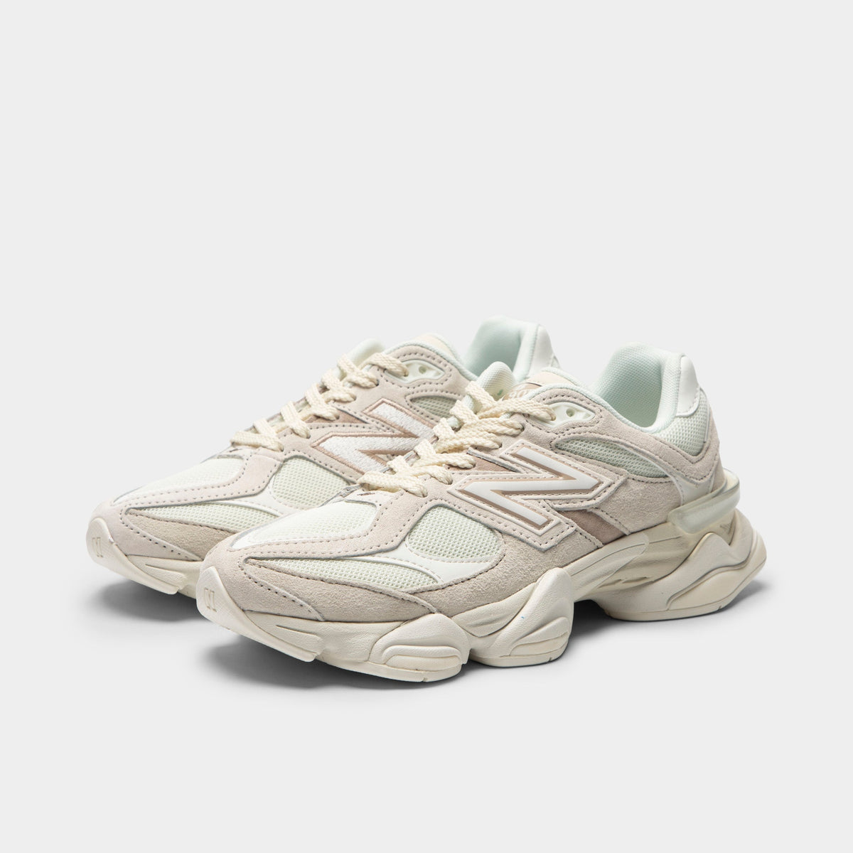 New Balance 9060 Sneakers - Linen / Timberwolf - Product view 2