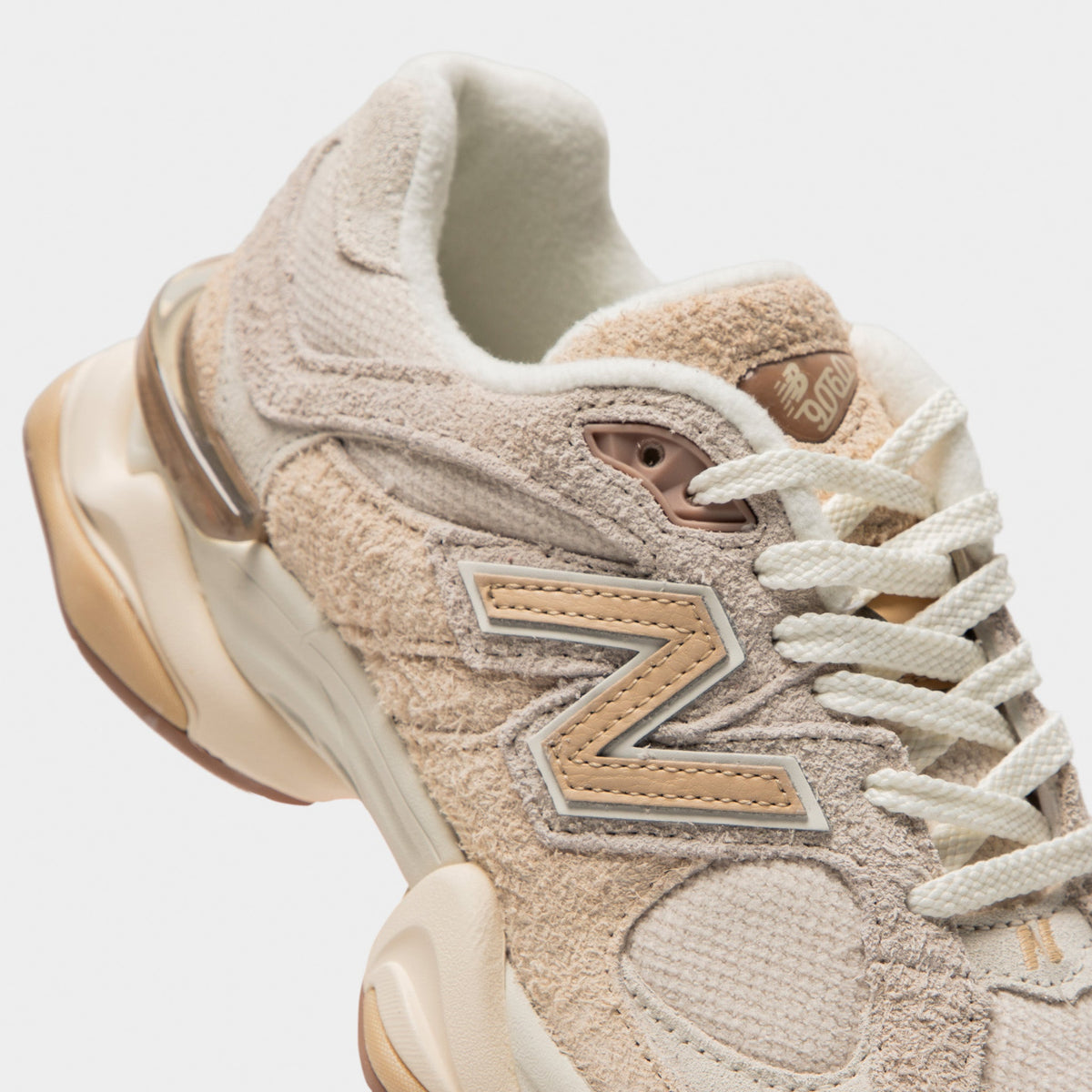 New Balance 9060 Sneakers - Bisque / Sea Salt - Product view 3